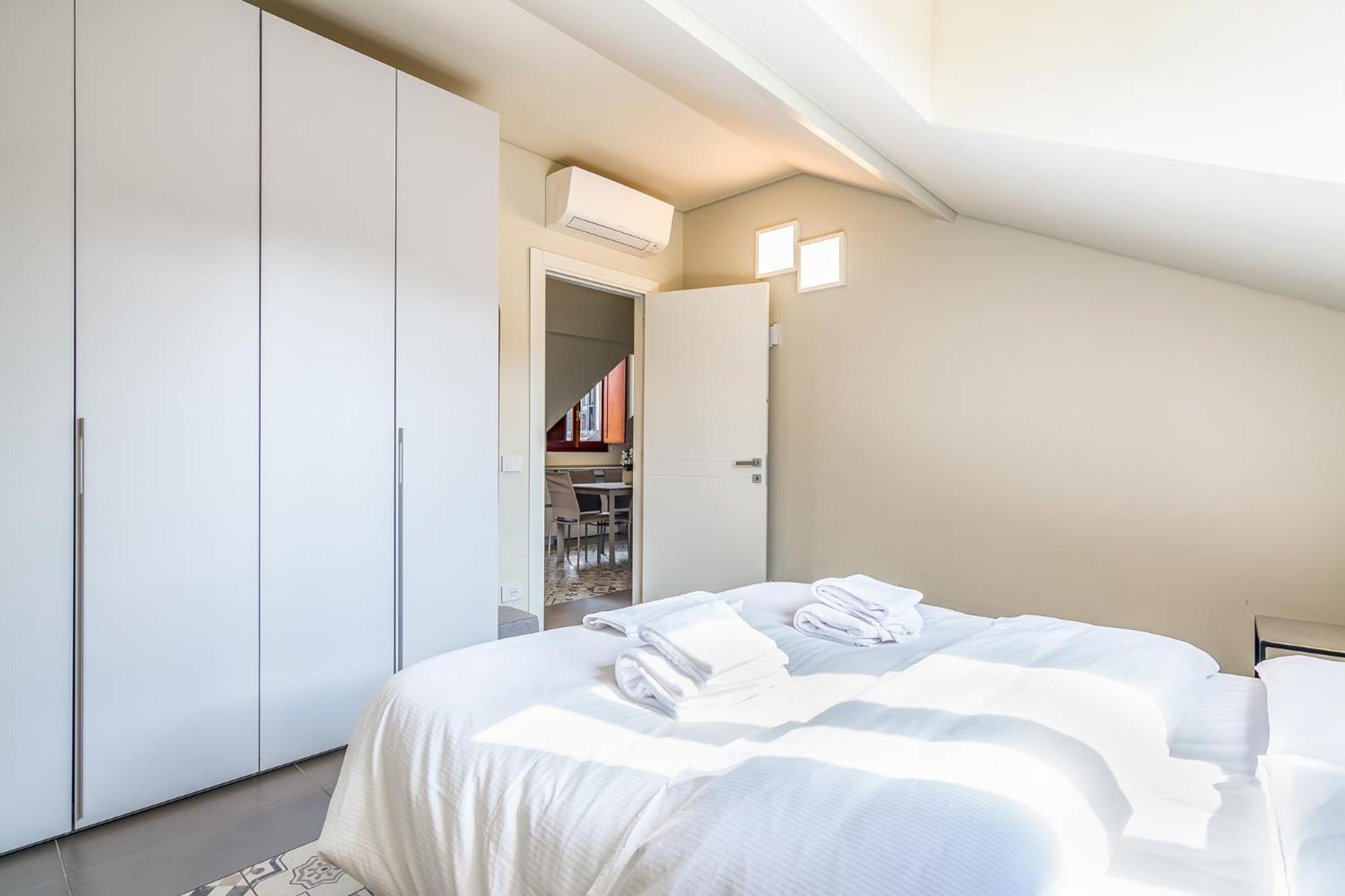 Luxury Flat Duomo 6Pax Wifi Top Apartment Milan Bagian luar foto