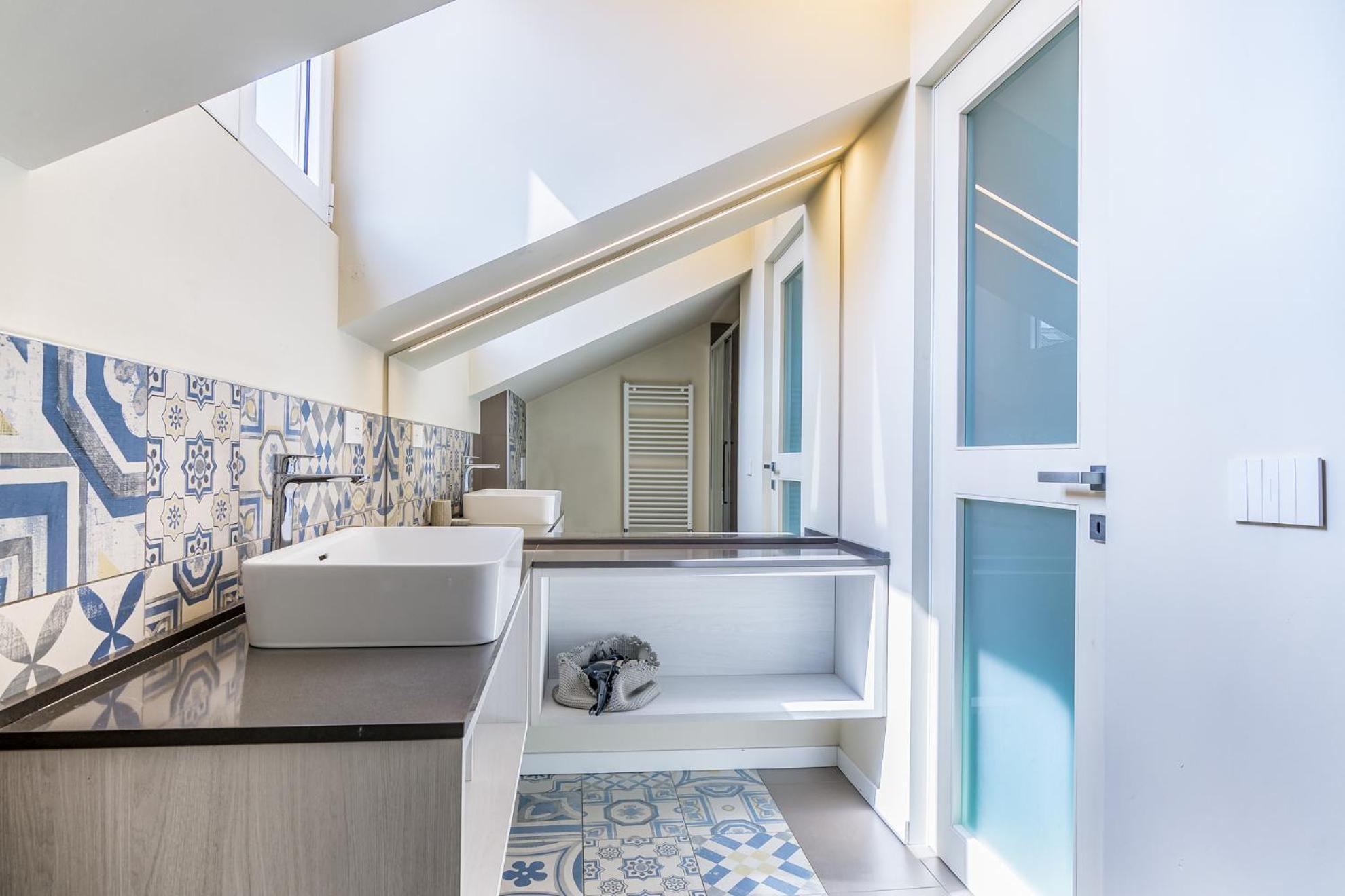 Luxury Flat Duomo 6Pax Wifi Top Apartment Milan Bagian luar foto