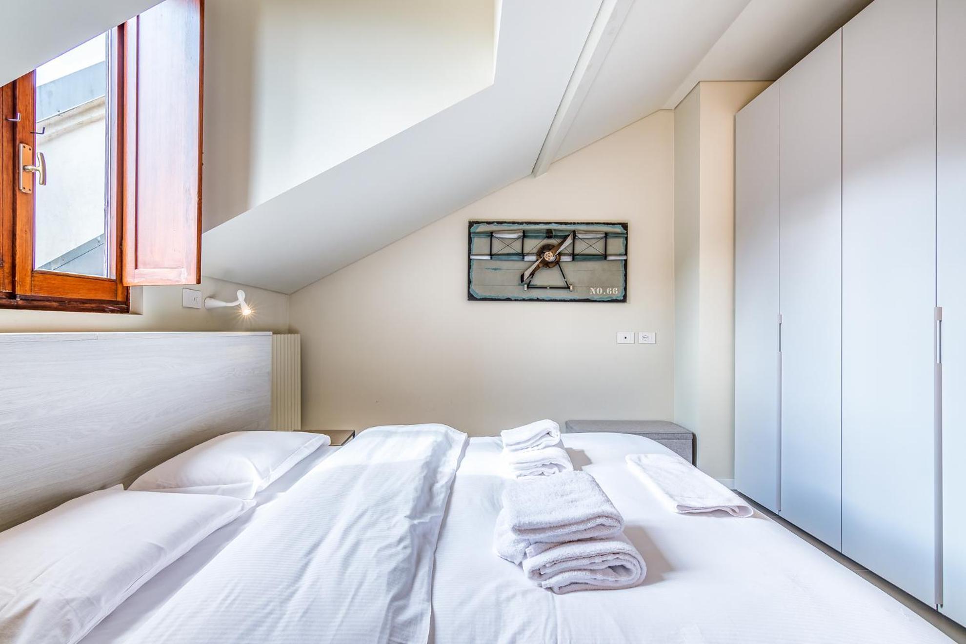 Luxury Flat Duomo 6Pax Wifi Top Apartment Milan Bagian luar foto